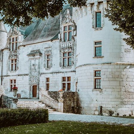 Chateau De Crazannes Exterior photo